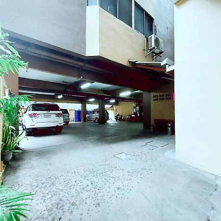 Traveller Inn Hotel Chiang Mai Esterno foto
