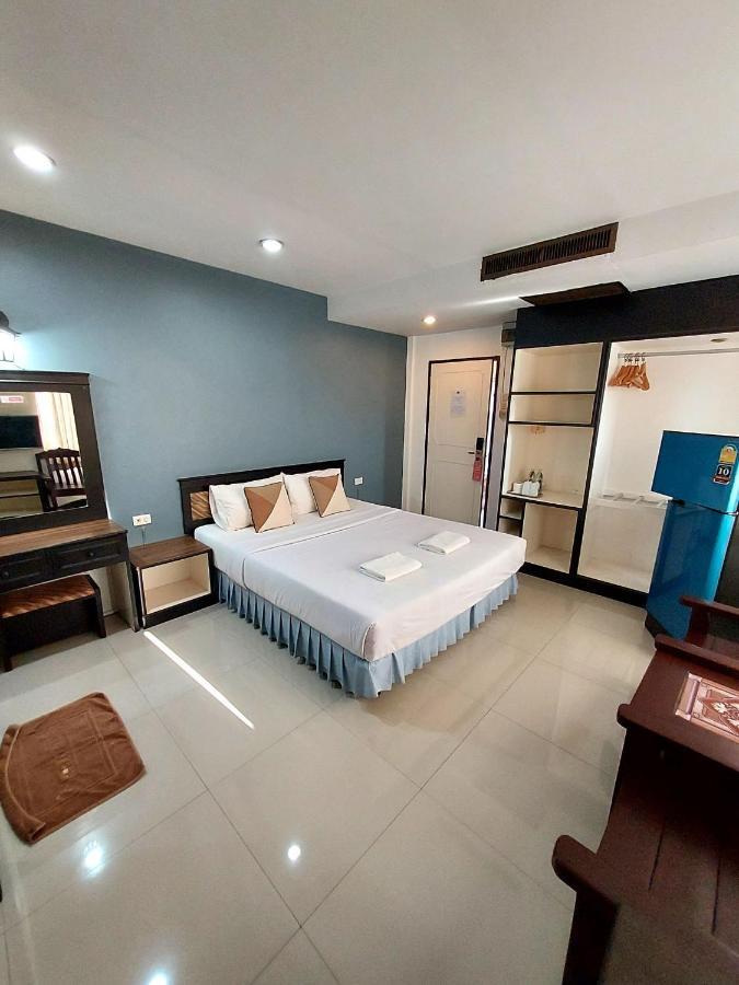 Traveller Inn Hotel Chiang Mai Esterno foto