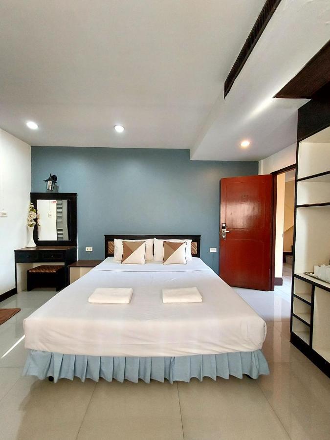 Traveller Inn Hotel Chiang Mai Esterno foto