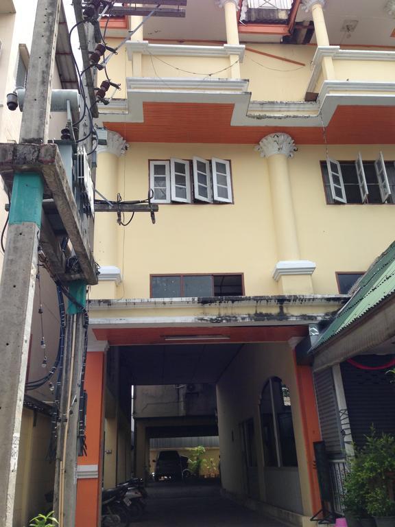 Traveller Inn Hotel Chiang Mai Esterno foto