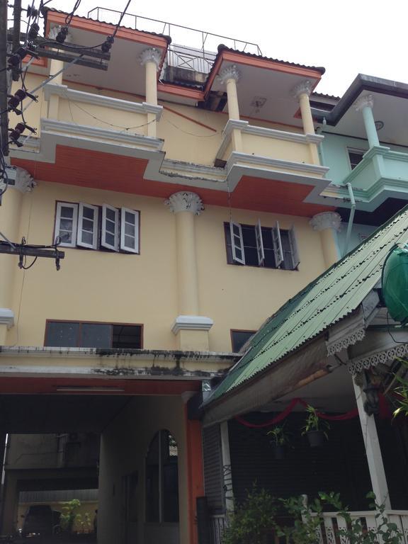 Traveller Inn Hotel Chiang Mai Esterno foto