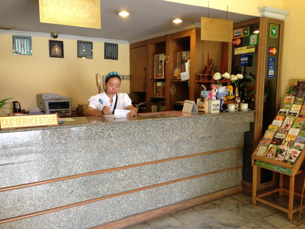 Traveller Inn Hotel Chiang Mai Esterno foto