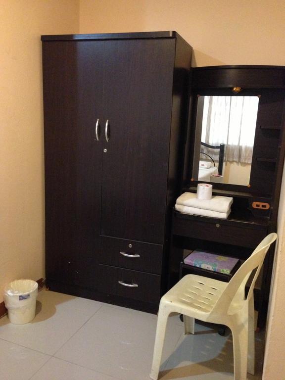 Traveller Inn Hotel Chiang Mai Esterno foto