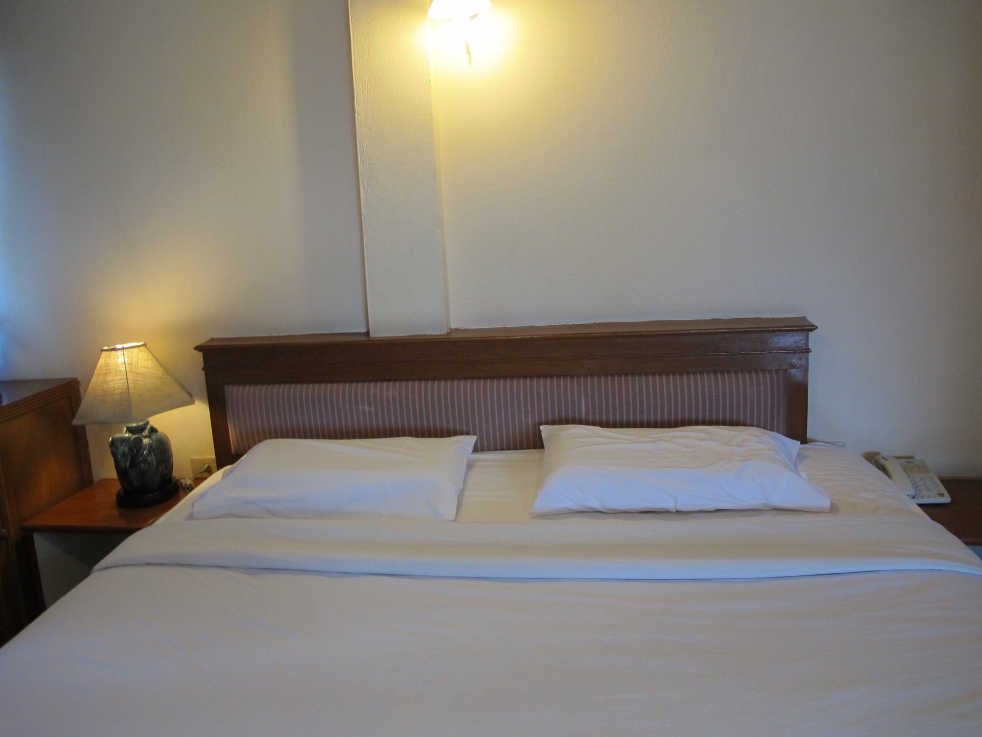 Traveller Inn Hotel Chiang Mai Esterno foto