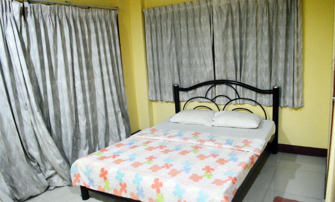 Traveller Inn Hotel Chiang Mai Esterno foto