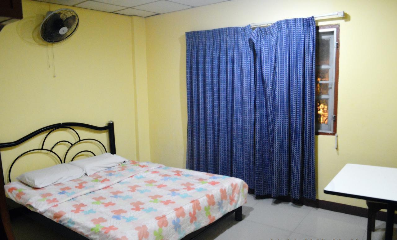 Traveller Inn Hotel Chiang Mai Esterno foto